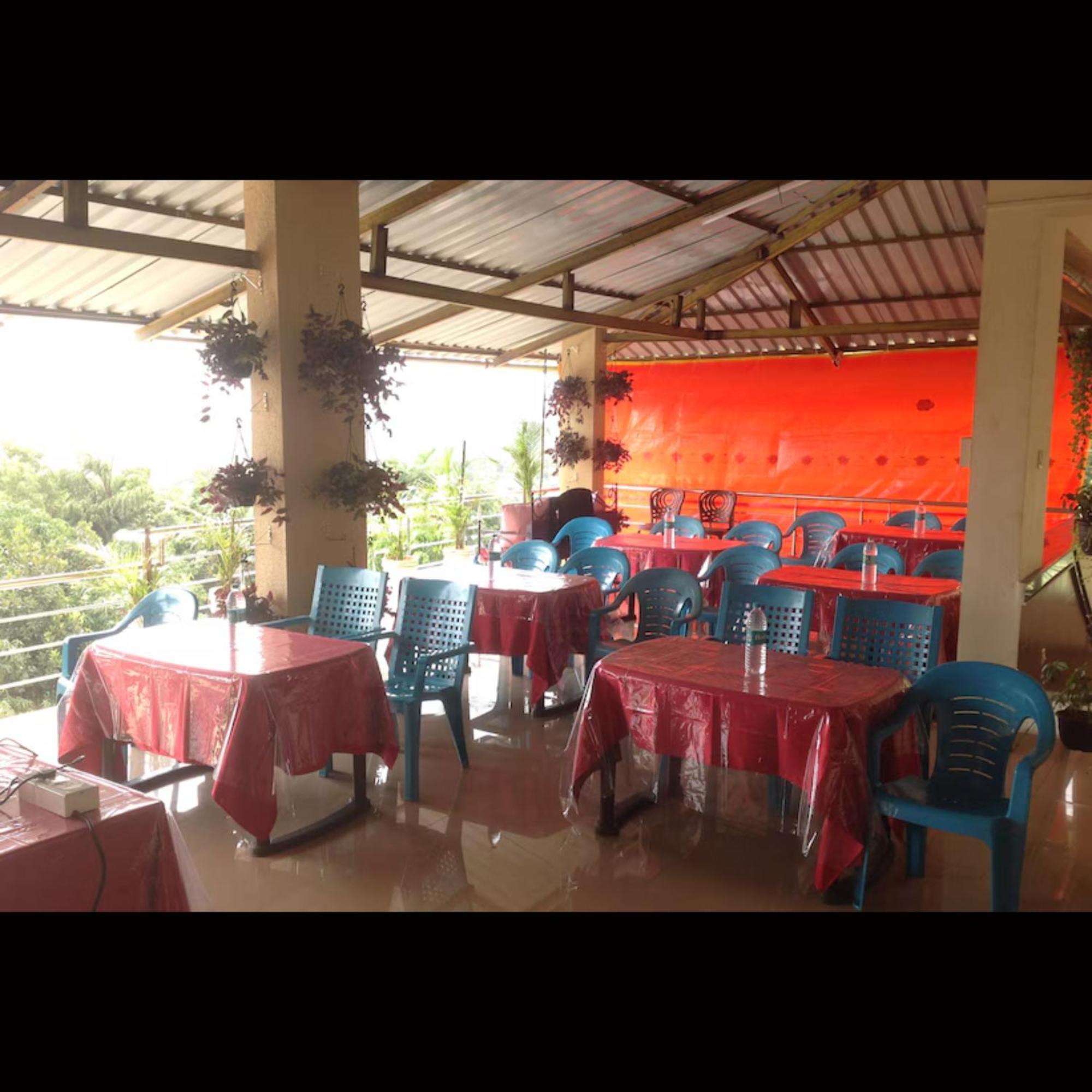D's Den Hotel Panchgani Buitenkant foto